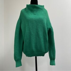 Wilfred Aritzia Kelly Green 100% Merino Wool Funnel Neck Sweater Size S